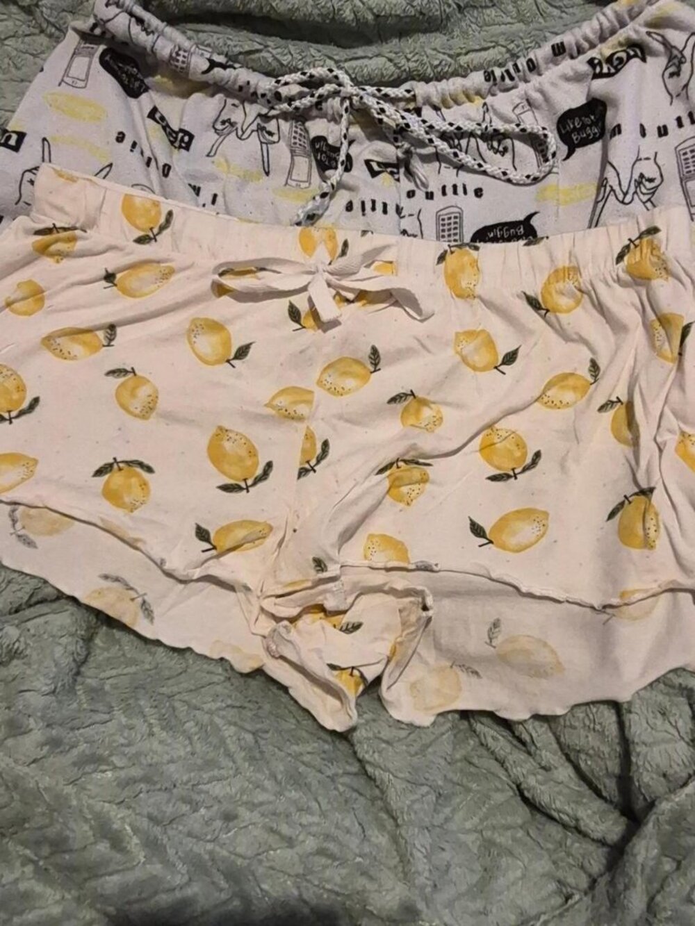 Multiples Women's Multi Shorts